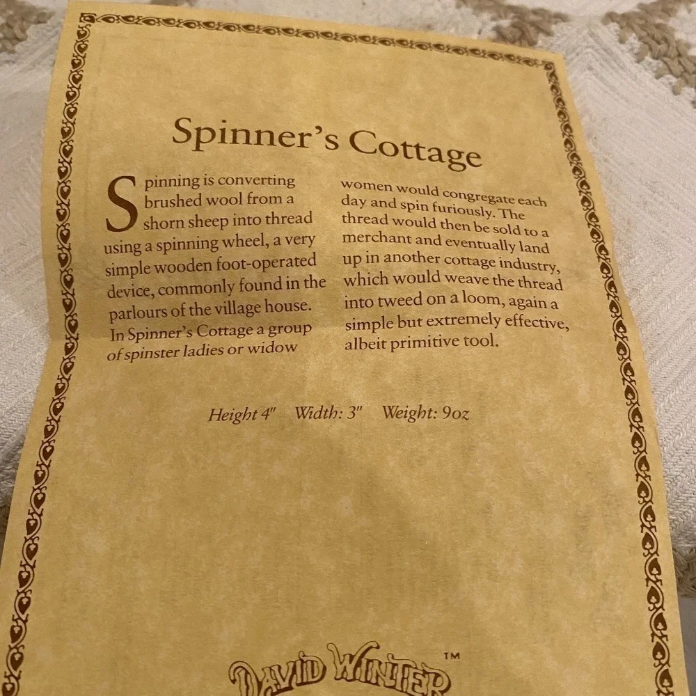 David Winter Spinners Cottage 1984